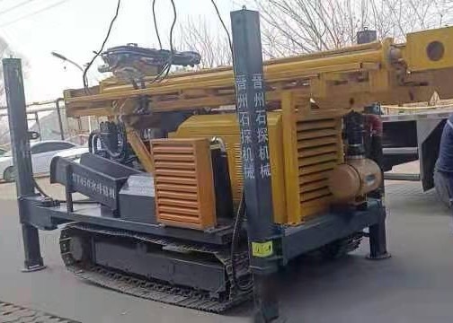 260 Metre Su Kuyusu Sondaj Ekipmanları Farklı Delik Çapları 77kw Çelik Paletli