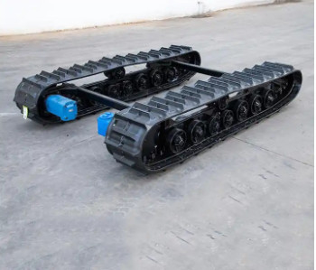 OEM yükleme kapasitesi 5-10 MT olan Yüksek Dayanıklı Kauçuk/Çelik Sürünen Pist Alt Yolu