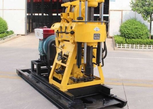 180m Döner Delik 15KW Küçük Su Sondajı Rig Makinesi