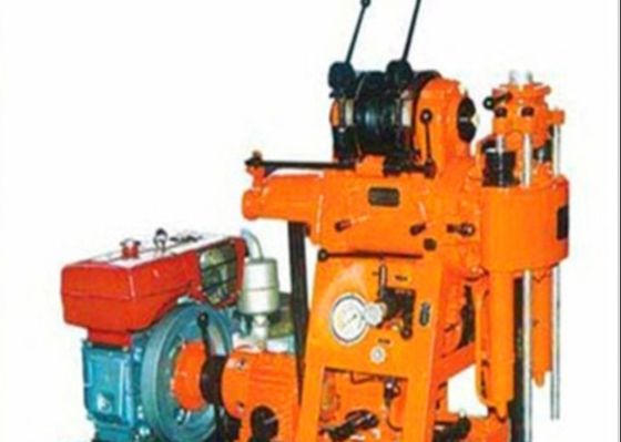 Taşınabilir Hidrolik 150m 140r / Min Su Sondaj Rig